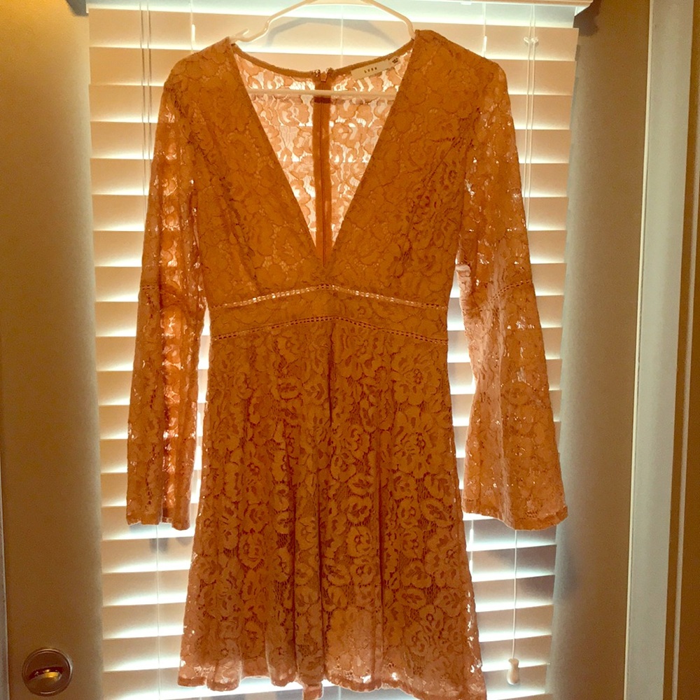 Lace dress